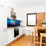 M9 Apartment