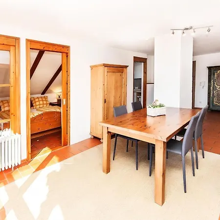 Apartamento M9 *
