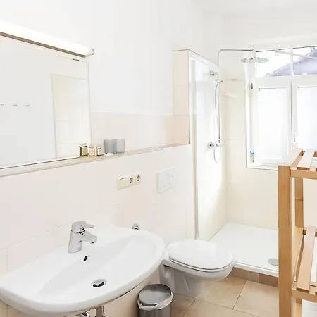 Appartement M9 *