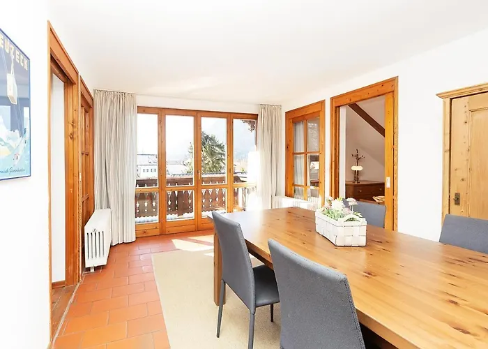Appartement M9 *