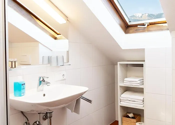 Appartement M9 *